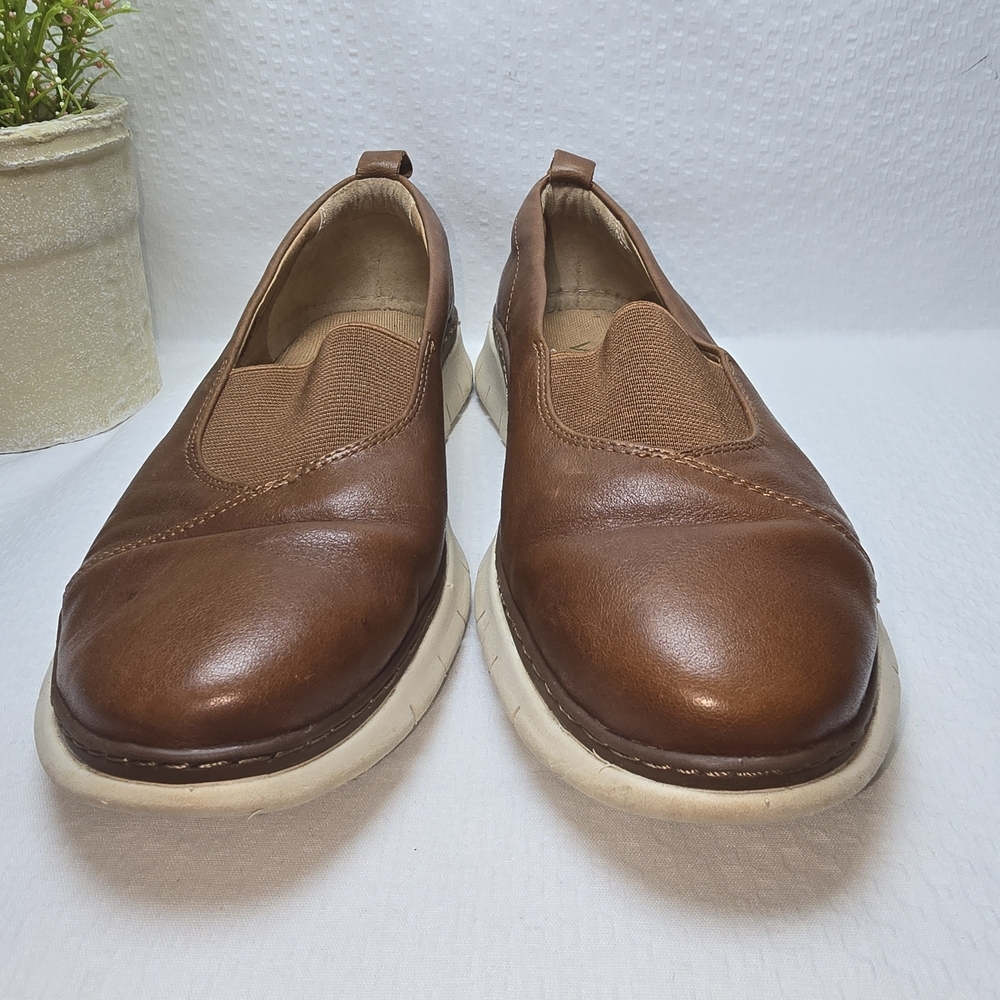 Vionic Brown Leather Loafers - Picture 9 of 9
